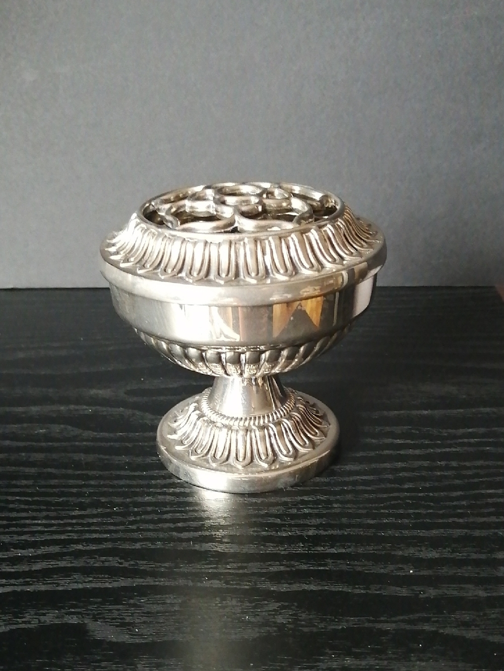 Vintage Tudor Rose Stem /Bud Bowl Posy Vase Silverplated Seba England